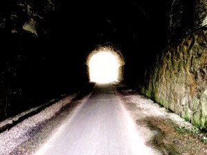 La luz al final del túnel def