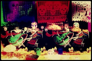 Una ofrenda a mis amigos mexicanos tan vivos