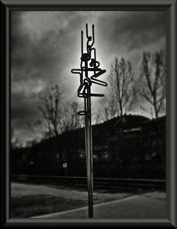 Escultura chatarra 0. Marzo 2016 Iphone