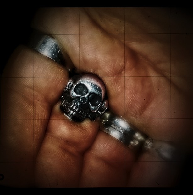 cadaveres-en-mi-piel