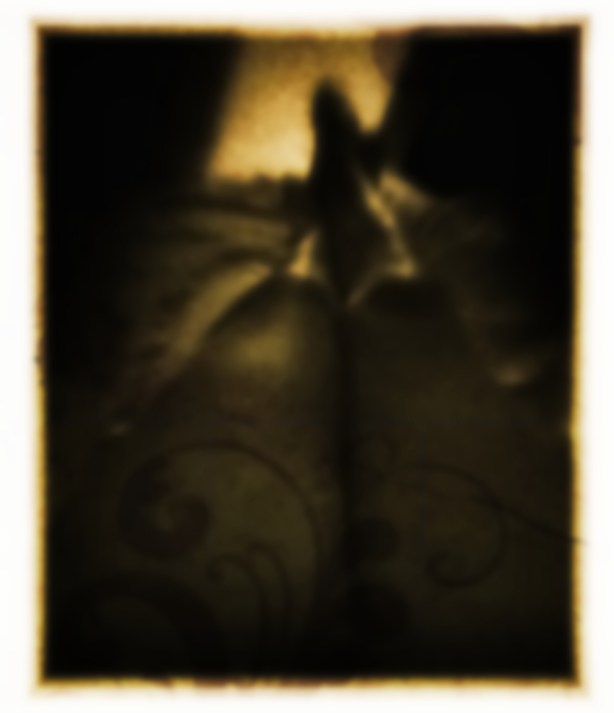 Piernas en la penumbra